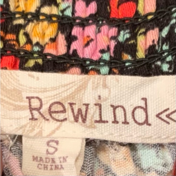 Backless Deep V Puff Sleeve Midi Dress - Picture 4 of 7